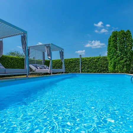 Villa Melody